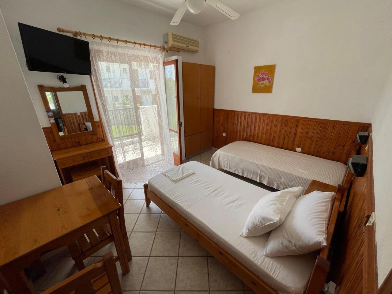 Adult Only - Hotel Suzanna Achladies  Eksteriør bilde